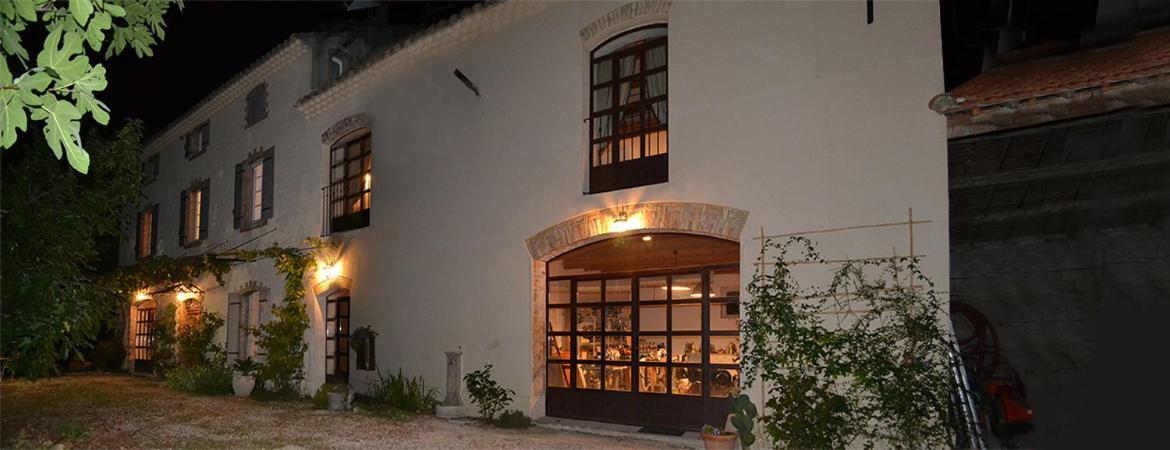 Chambres D Hotes De Charme Dans Mas La Souvine Du 17Eme, Chambres Climatisees Bedarrides Ngoại thất bức ảnh